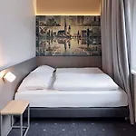 B&B Hotel Lippstadt ホテル 3*