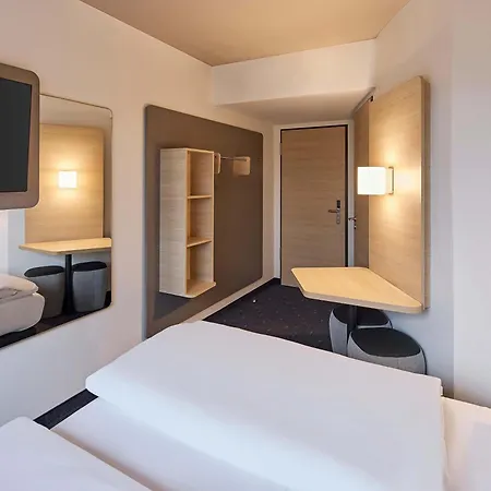 B&B HOTEL Lippstadt 3*