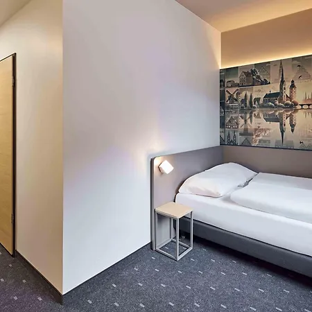 B&B HOTEL Lippstadt 3*