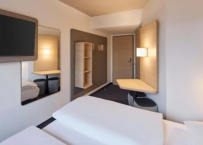 B&B HOTEL Lippstadt 3*